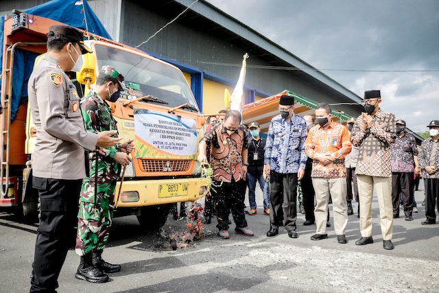Beras Bantuan Kemensos Meluncur ke 136.016 Rumah Warga Jember